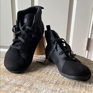 Xero Hemp Toronto Minimalist High-Top Sneakers